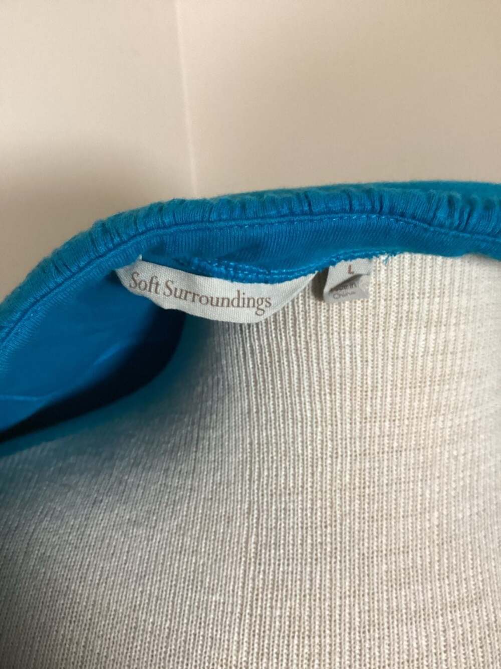 Soft Surroundings Teal Blue Ruched Hem & Pocket Pullover Sweatshirt - Picture 3 of 4